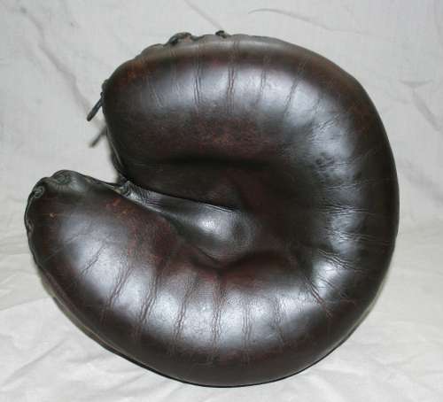 Ken Wel Zipper Back Catchers Mitt Front